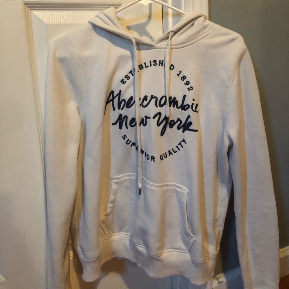 Pull over hoodie